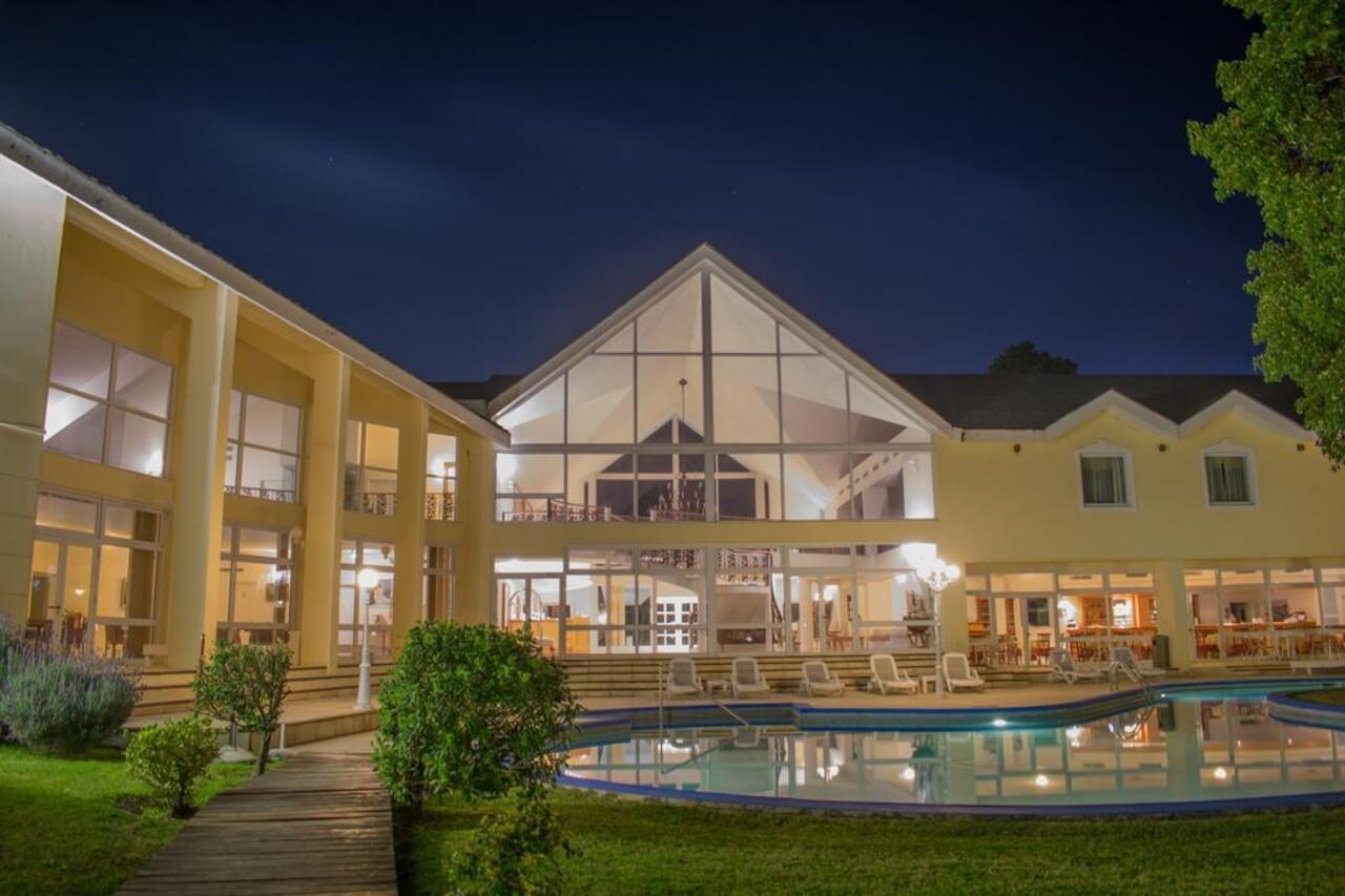 Parque Hotel Jean Clevers Punta del Este Exterior photo The clubhouse at the Royal Natal Golf Club
