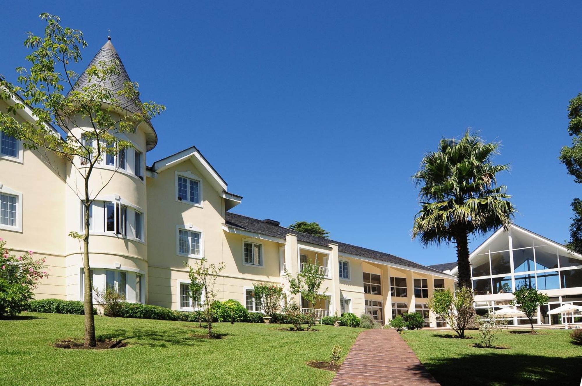 Parque Hotel Jean Clevers Punta del Este Exterior photo The main building of the school