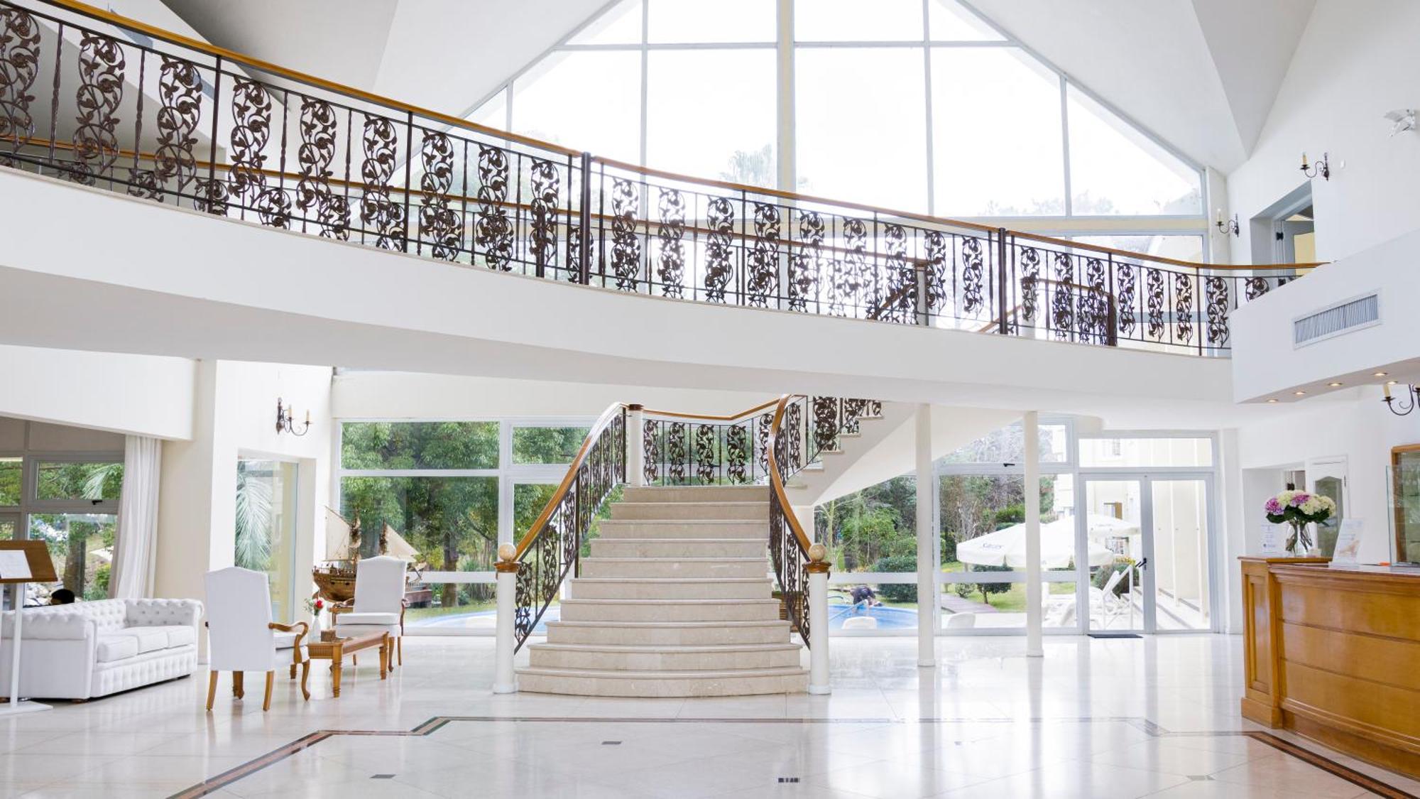 Parque Hotel Jean Clevers Punta del Este Exterior photo Interior of the museum