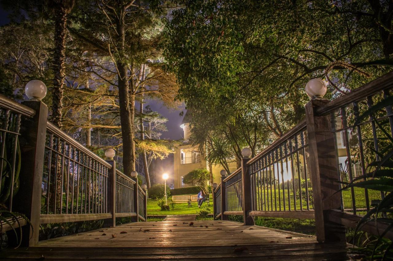 Parque Hotel Jean Clevers Punta del Este Exterior photo The entrance to the park